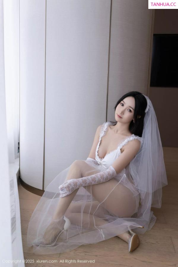   [XiuRen]高清写真图 2025.10.15 No.10871 杏子Yada 轻透白纱第17张图片